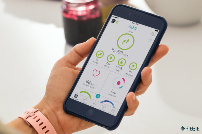 Fitbit active le suivi de la santé des femmes sur la Versa et la Ionic