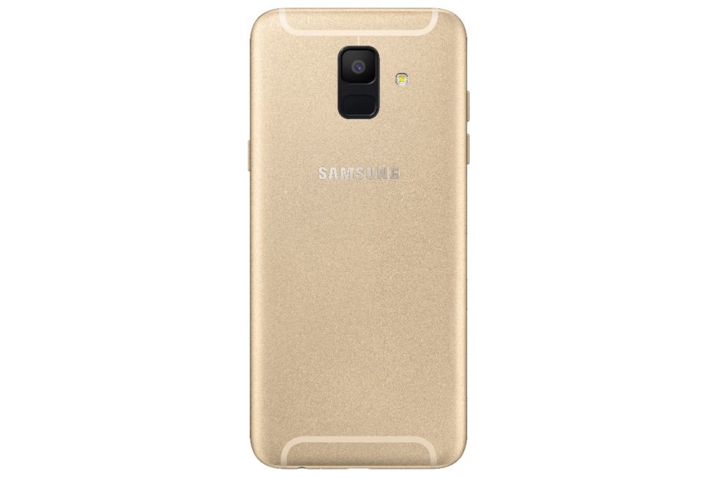 Galaxy A6 et A6+ : le Galaxy S9 et le Galaxy S9+ d’un « pauvre » 58 SM A600FN 002 Back Gold 1280x853