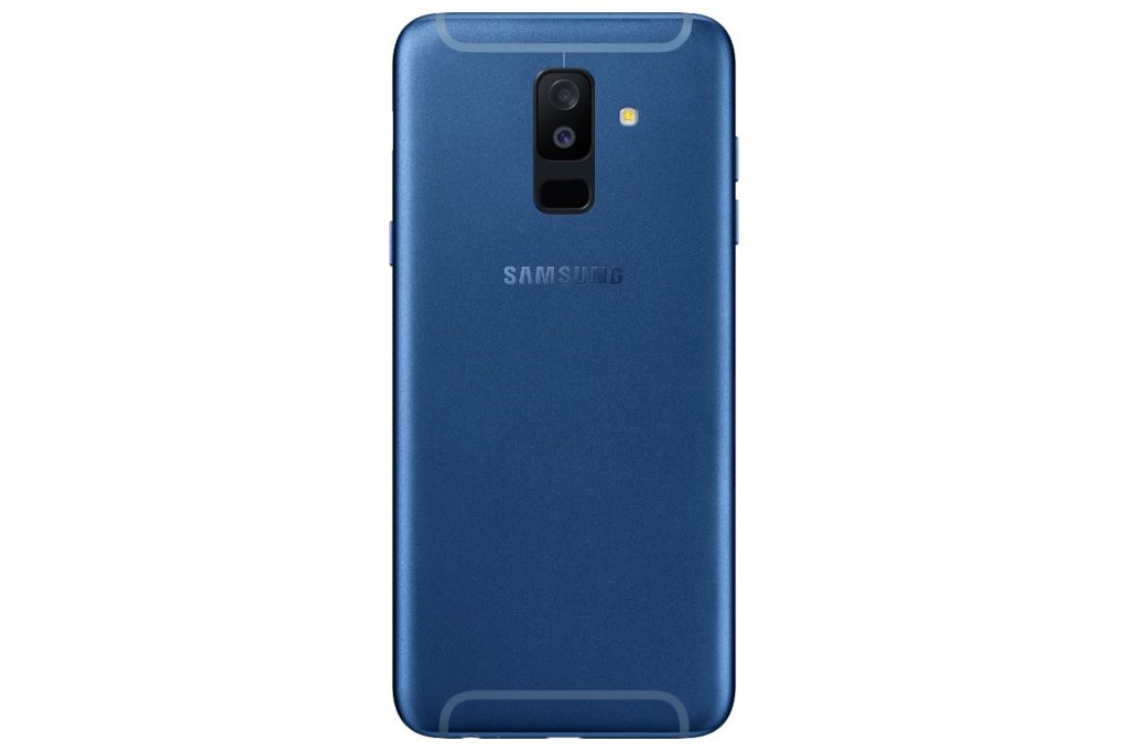Galaxy A6 et A6+ : le Galaxy S9 et le Galaxy S9+ d’un « pauvre » 60 SM A605FN 002 Back Blue 1280x853