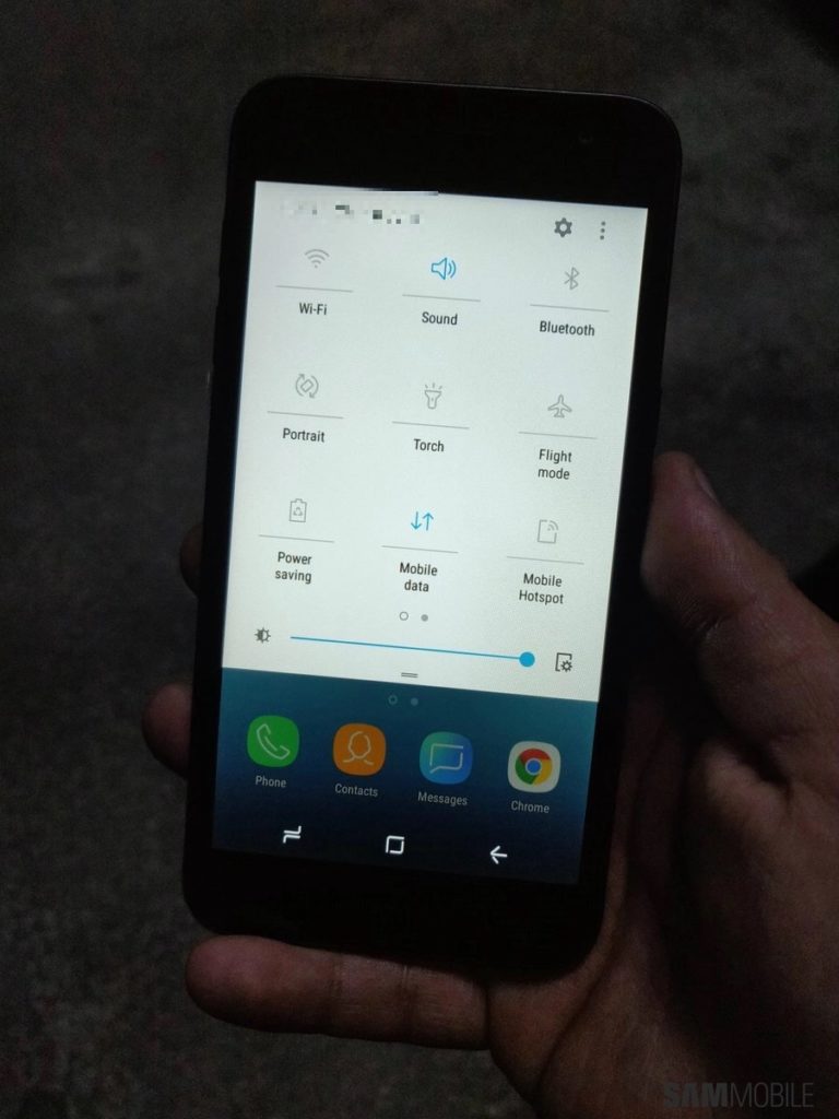 Le smartphone Android Go de Samsung repéré dans des photos 57 Samsung Android Go 16