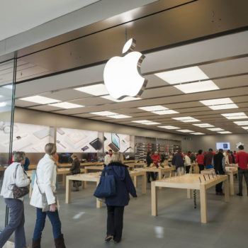 apple store kenwood entrance hero