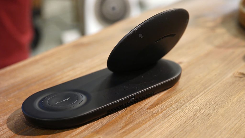 Le Samsung Wireless Charger Duo a été dévoilé par Amazon 55 f6fwhkl1gqgme52xpglo