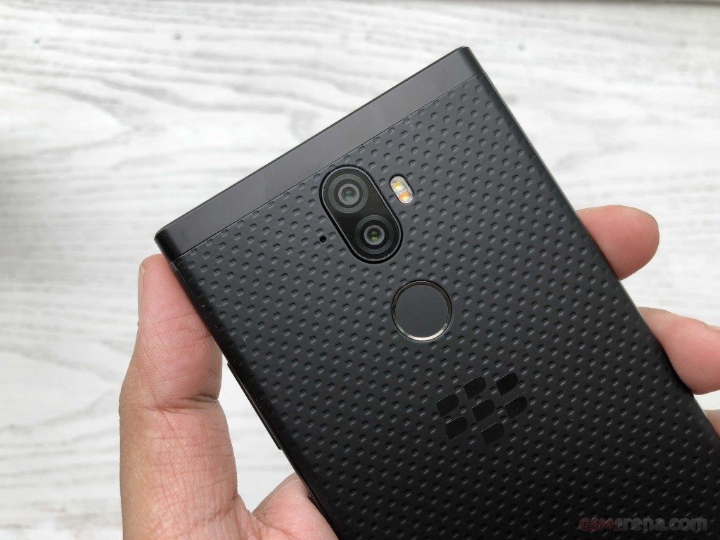 BlackBerry lance ses smartphones Evolve et Evolve X en Inde 58 gsmarena 005