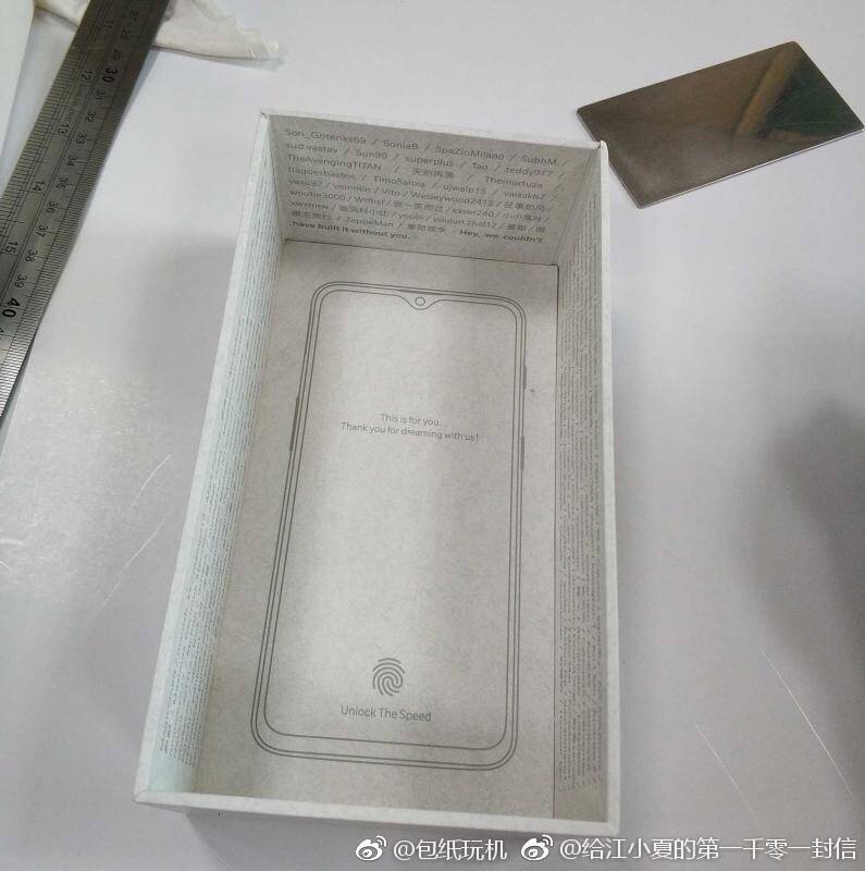 OnePlus 6T : la boîte révèle l'encoche en forme de goutte d'eau 58 Alleged OnePlus 6T retail box 3