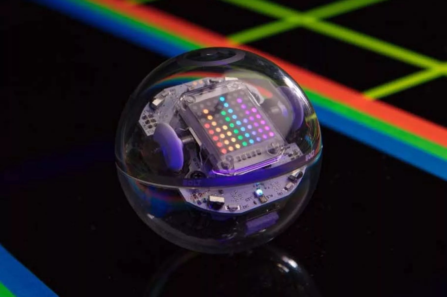 Le robot Sphero BOLT se concentre sur le marché de l’éducation