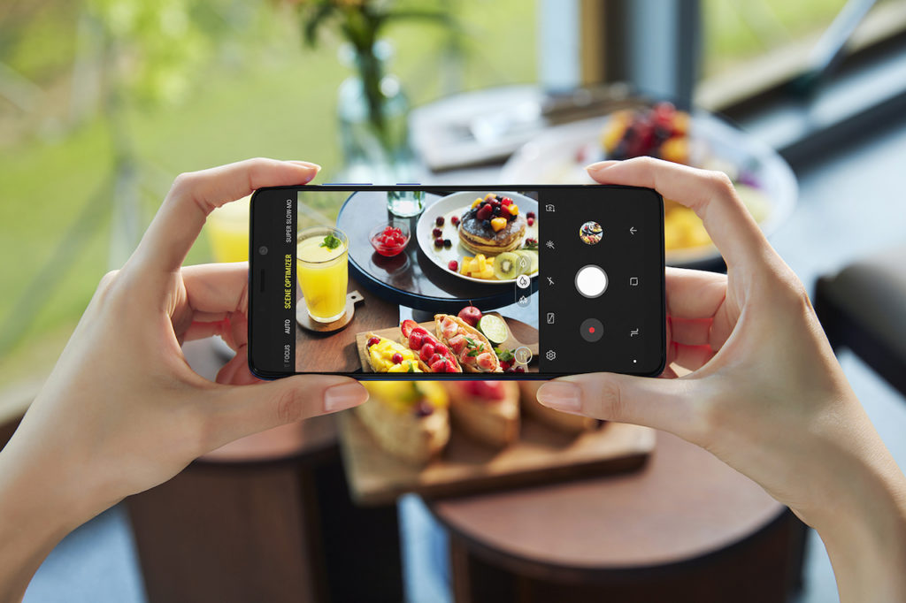 Samsung lance son Galaxy A9 et ses quatre caméras à l'arrière 53 5. Scene optimizer food A9