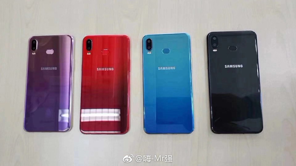 Le Galaxy Phoenix de Samsung semble prêt à concurrencer l'iPhone XR 52 7d48cb0fly1fw5rltf13uj20qo0ezmyk
