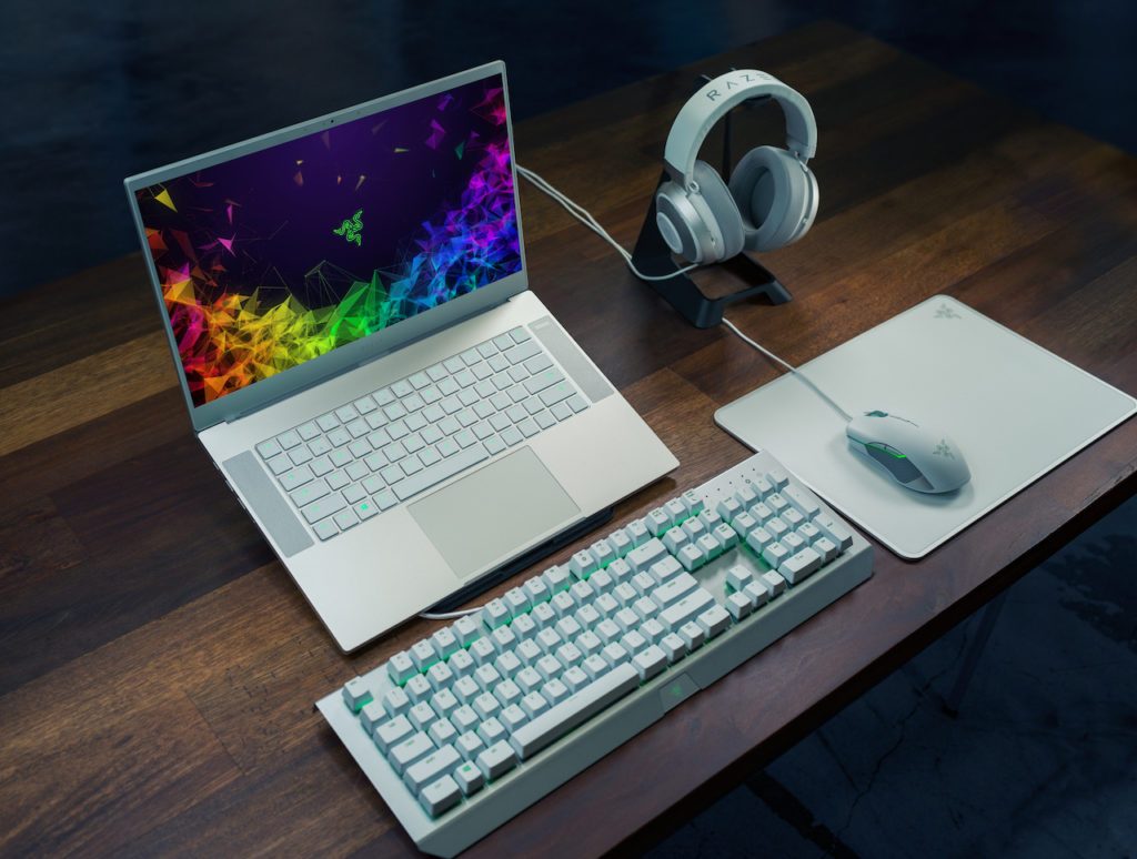 Razer Blade 15 : la gamme se dote de nouveaux modèles 51 Blade 15 Mercury 2018 011
