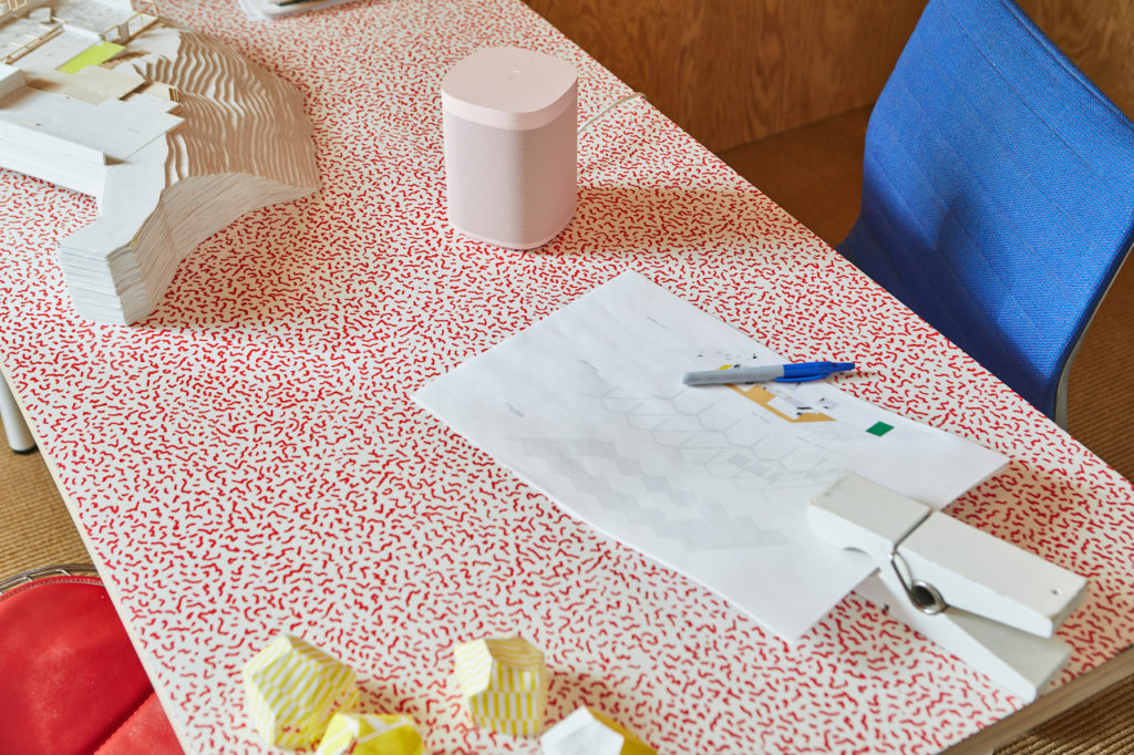 Sonos One disponible en cinq couleurs en édition limitée à 259 € 52 Joliet Sonos One Hay 0601
