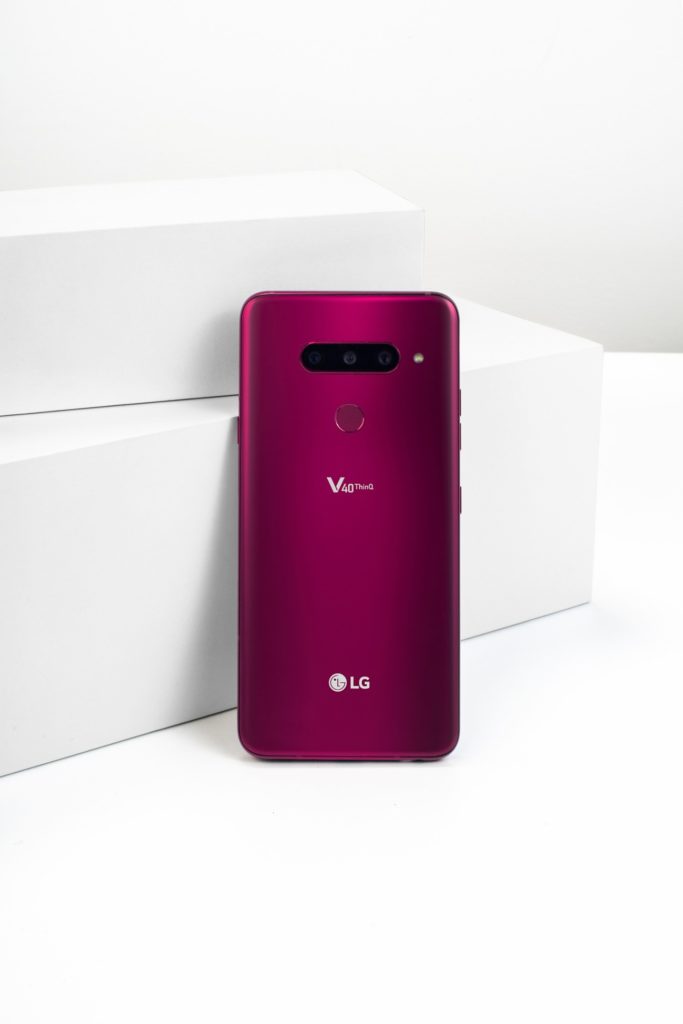 LG annonce le V40 ThinQ avec une configuration polyvalente à cinq caméras 47 LG V40 ThinQ 006