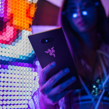 Phone 2 2018 lifestyle shoot2 6