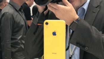 iphone xr hands on iphone event 03