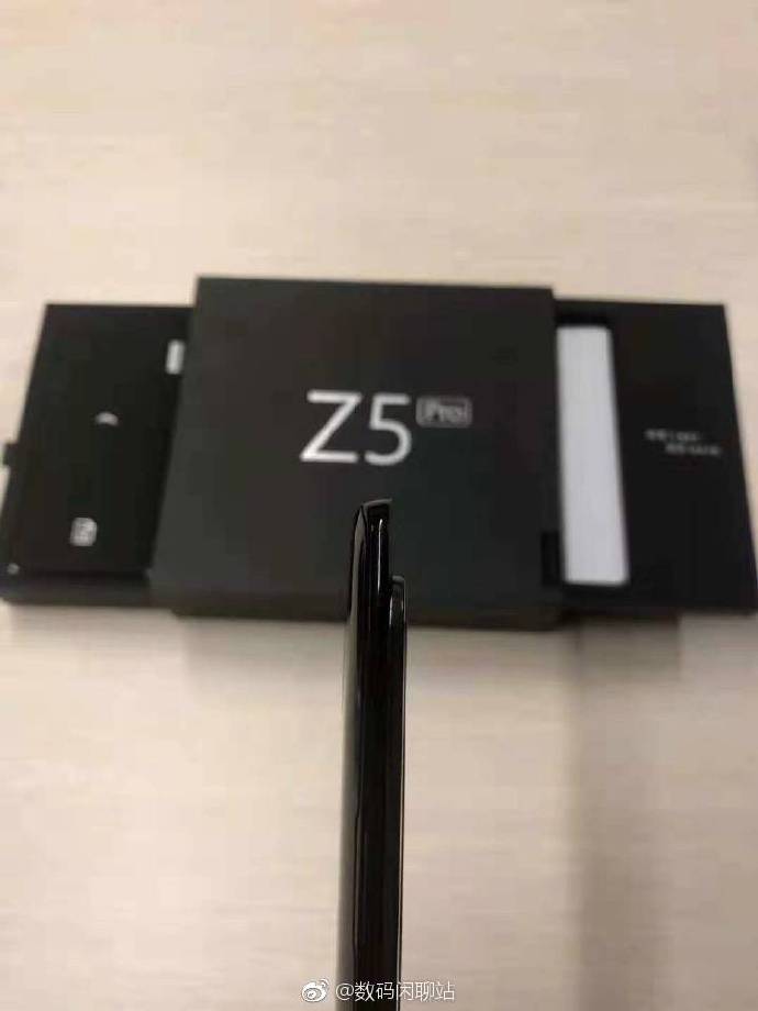 Lenovo Z5 Pro : une conception sans encoche confirmée dans une fuite 56 006BlblIgy1fwr5y3b6wgj30k00qoq3b