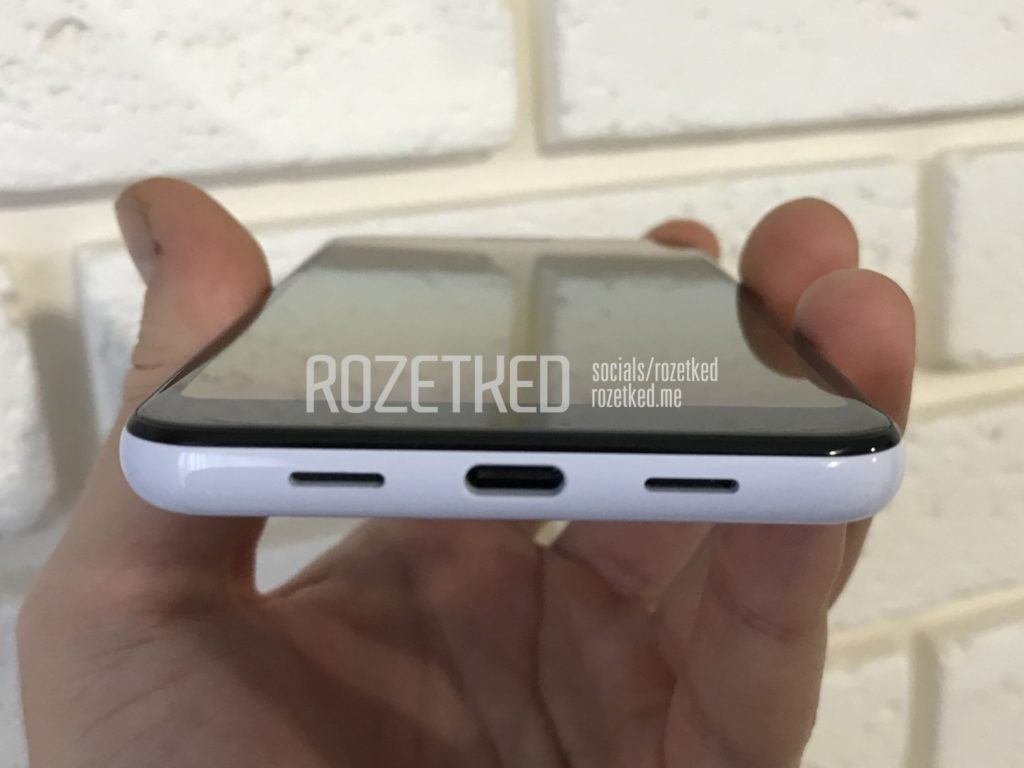 Pixel 3 Lite : Google prévoit-elle un smartphone Pixel plus abordable ? 56 LydvQV0og2zN