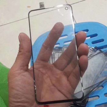 Dui7WpMUUAAJ4Yk copie