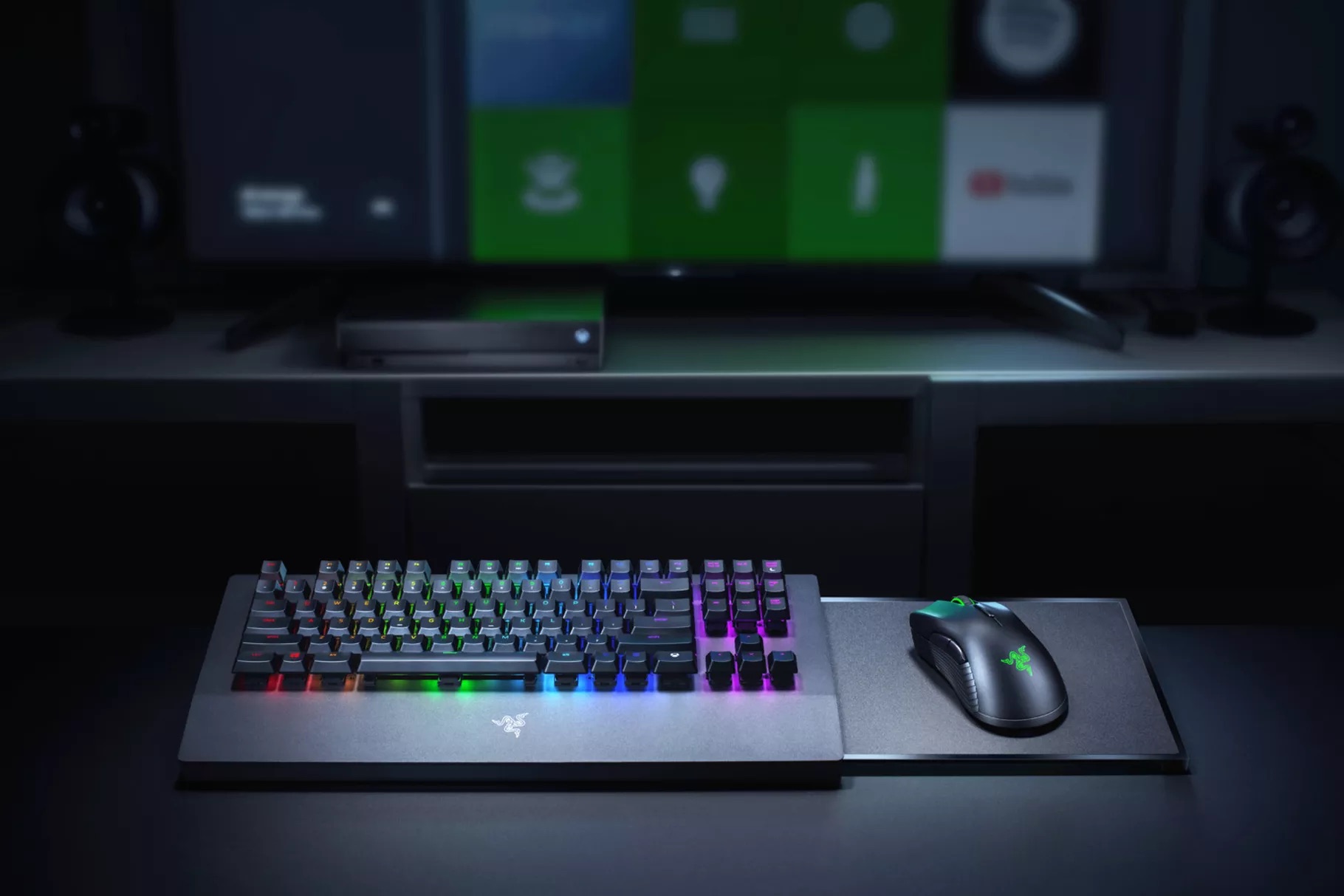 razer devoile premier ensemble clavier et souris concu pour xbox one 1