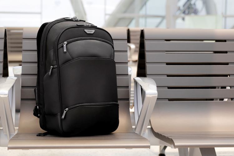 0026084 156 mobile vip checkpoint friendly backpack with safeport sling drop protection