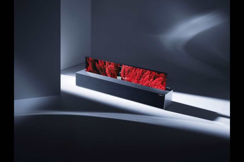 CES 2019 : LG lance un téléviseur OLED enroulable avec un écran 4K flexible 42 OLED TV R 3