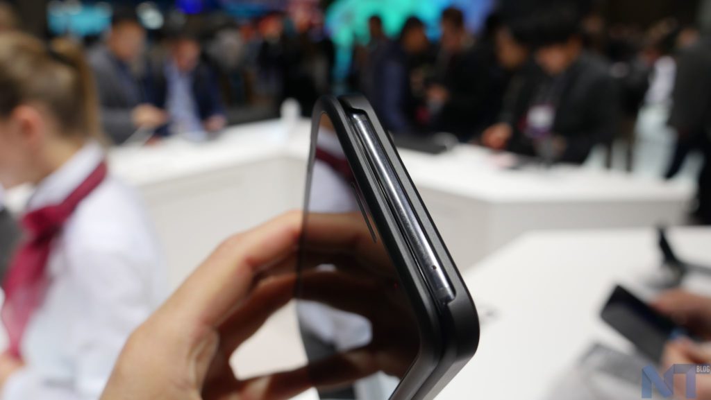 MWC LG V50 ThinQ 33