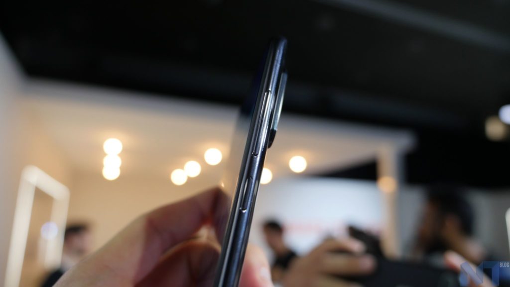 MWC 2019 : prise en main du Xiaomi Mi 9 axé sur la photo 19 MWC Xiaomi Mi 9 11
