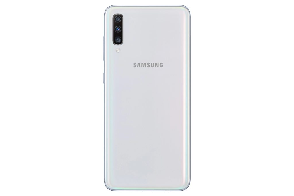 Samsung lance le Galaxy A70, avec une caméra de 32 mégapixels et une charge ultra rapide 54 Galaxy A70 official 1