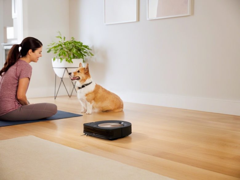 Roomba s9 Lifestyle Mom and Dog
