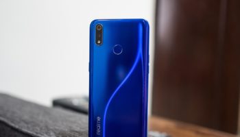 realme 3 pro review 3