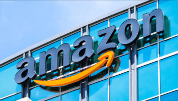 4733991 112118 cc amazon logo img