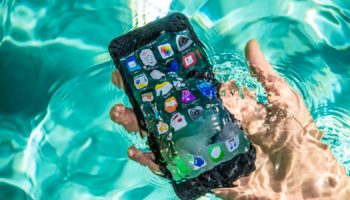 iphone 7 pool tests water splash