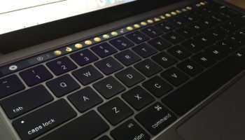 macbook 1890076 1280