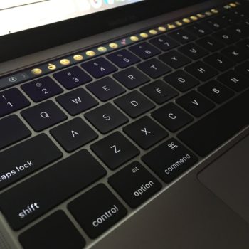 macbook 1890076 1280