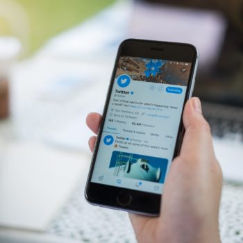 5d35f71a48c50a581d402984 1