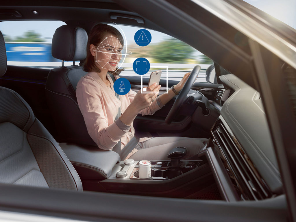 La caméra Bosch est prête à prévenir les accidents en vous fixant du regard 45 BOSCH IMS 2