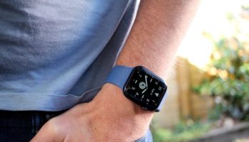 149320 smartwatches review review apple watch series 5 product shots image1 klp7beato3