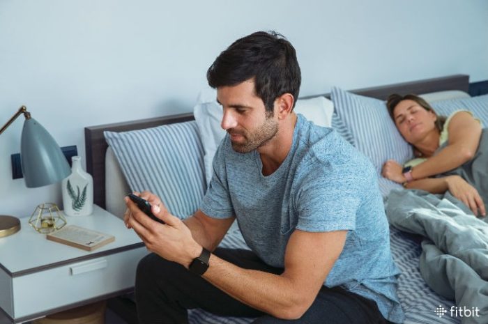 Fitbit travaille sur un algorithme pour détecter les premiers signes de COVID-19