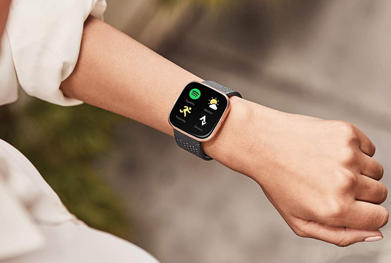 fitbit versa 2 header