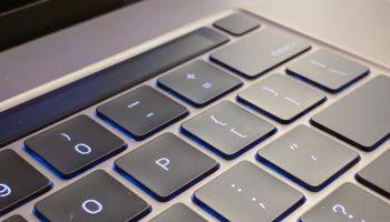 MacBook Pro 16 IMG 2806 2