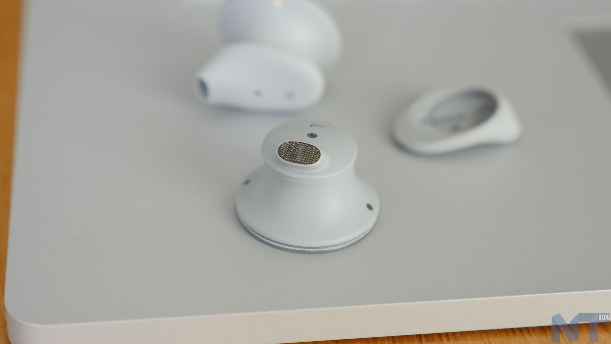 Surface Earbuds 10