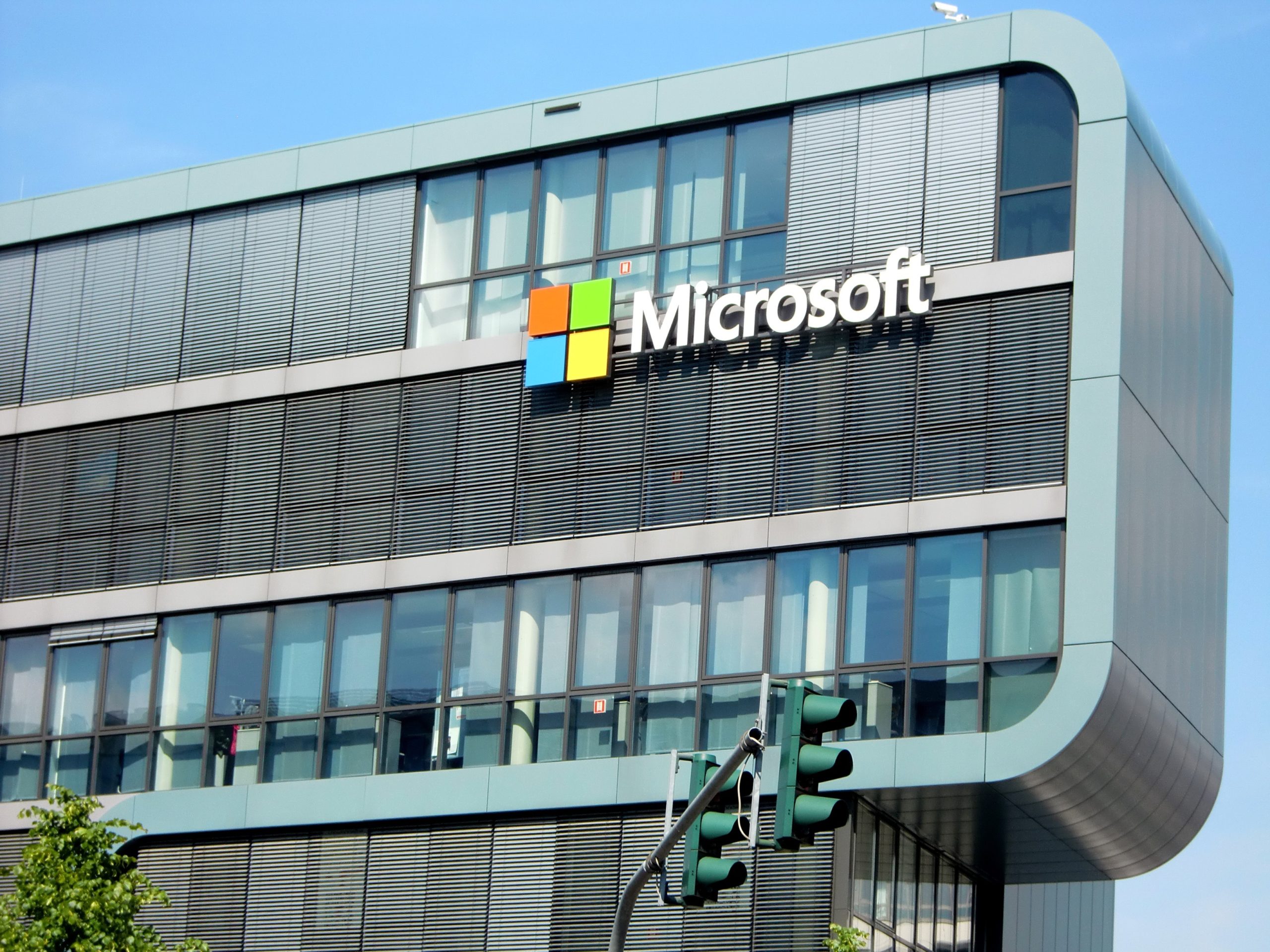 Microsoft buildings EU scaled