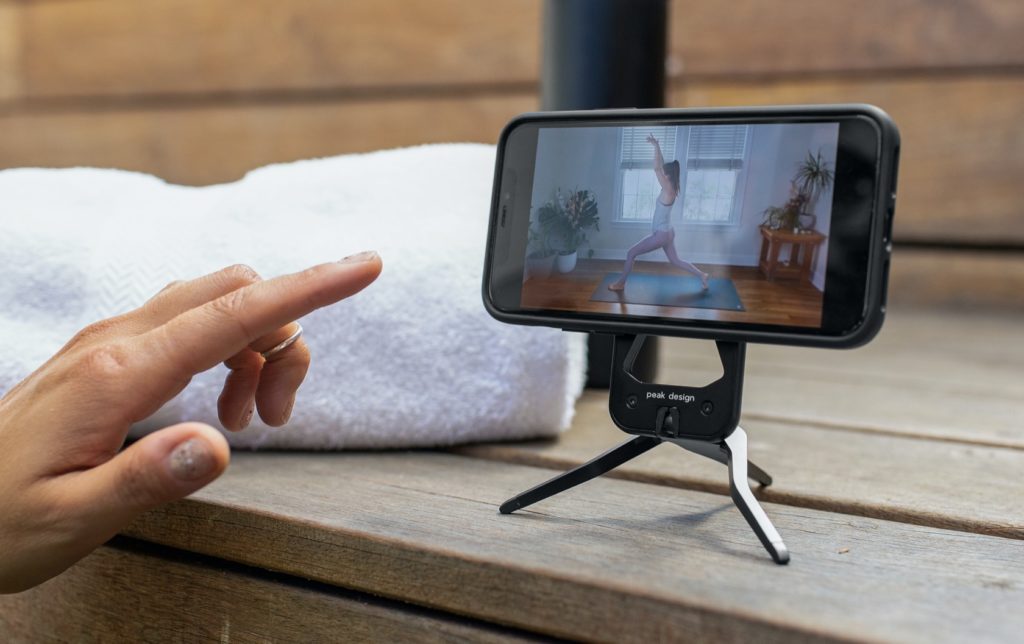 Peak Design Mobile est un écosystème d'accessoires magnétiques pour votre smartphone 56 PD Mobile 02 MobileTripod05