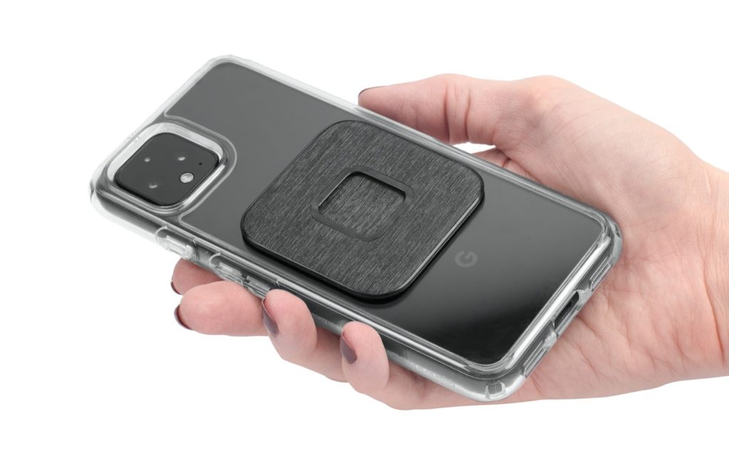 Peak Design Mobile est un écosystème d'accessoires magnétiques pour votre smartphone 51 PD Mobile 11 UniversalAdapter02