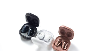 016 galaxybudslive lifestyle image