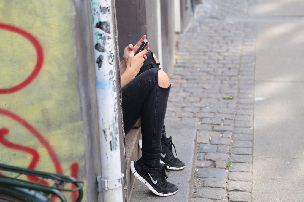 girl 518517 1280