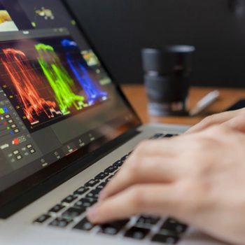 322040 wintston creating laptop