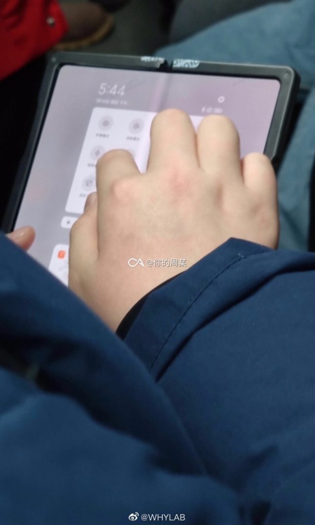 Le smartphone pliable de Xiaomi a un problème de pliage... 54 xiaomi foldable phone 5