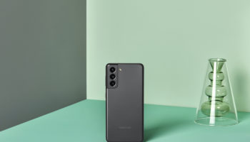 007 galaxys21 lifestyle gray