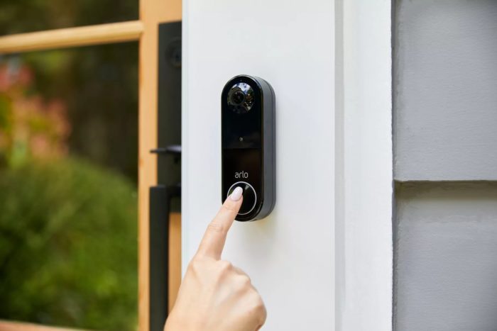 Test de la sonnette Arlo Essential Video Doorbell sans fils : la crème de la crème