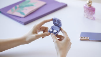 001 galaxybudspro handson violet