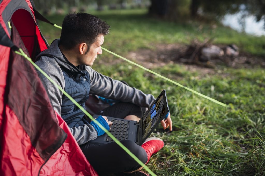 L'ordinateur portable Acer ENDURO Urban N3 est parfait pour les destructeurs 59 ENDURO Urban N3 Lifestyle 2