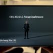 LG Rollable Phone CES 2021 1